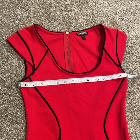 Express Bodycon red dress with black piping size 0 - Picture 8 of 9